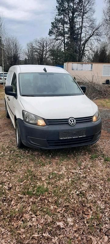 Usado VW Caddy 102 HP (75 kW) 2014 Branco Monovolume