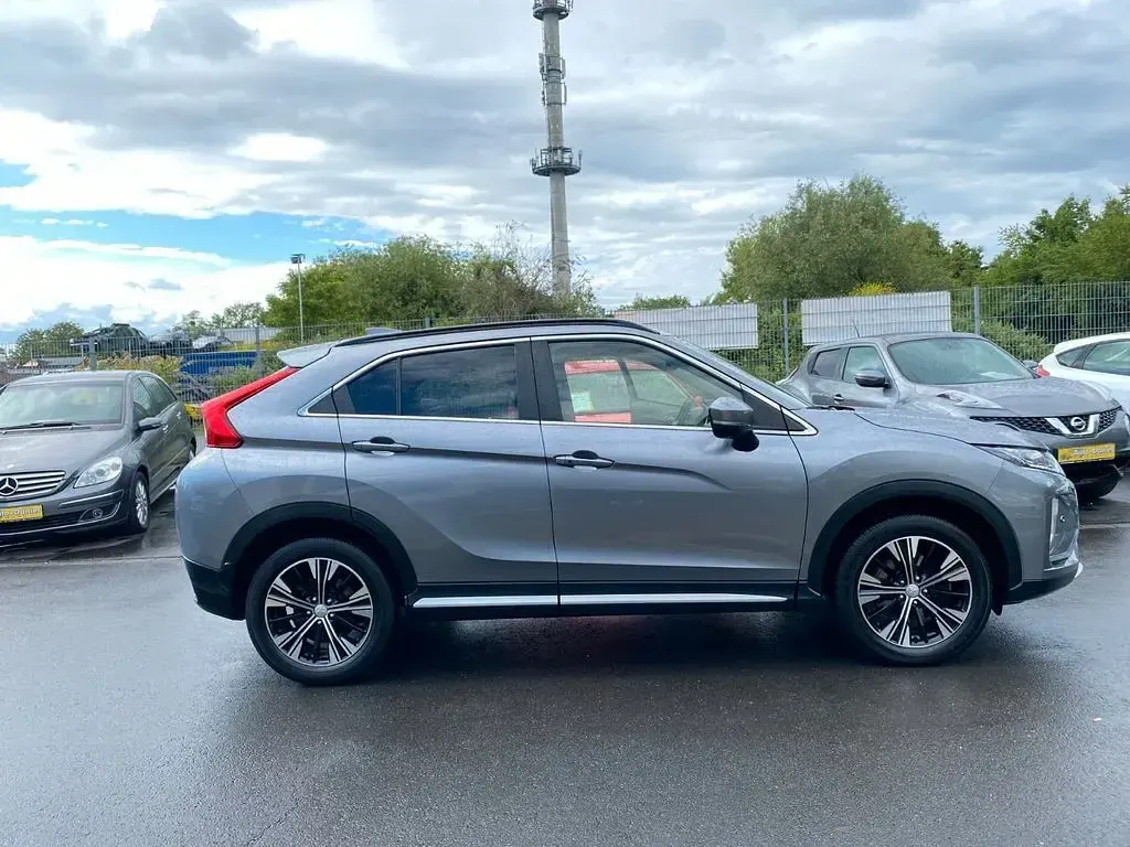 Gebraucht Mitsubishi Eclipse Cross 163 PS (119 kW) 2019 Grau SUV