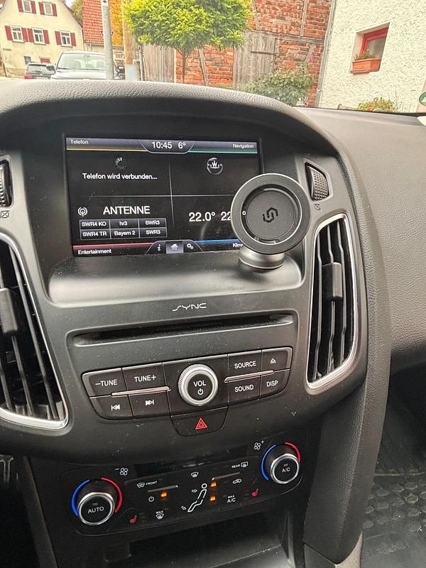 Gebraucht Ford Focus Business Edition 120 PS (88 kW) 2016 Silber Kombi