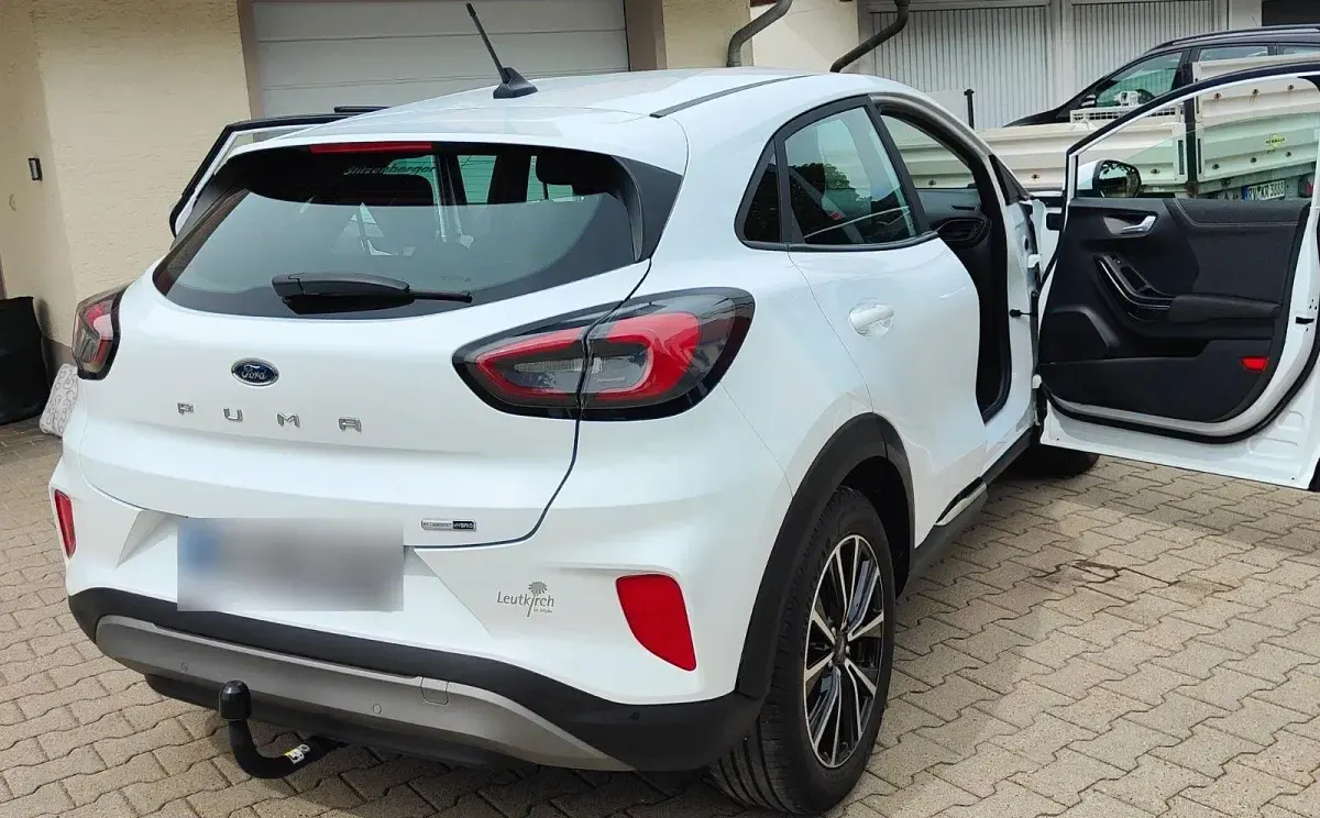 Gebraucht Ford Puma Titanium 125 PS (91 kW) 2021 Weiß SUV