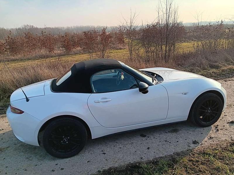 Gebraucht Mazda MX5 Sports-Line 131 PS (96 kW) 2016 Weiß Cabrio