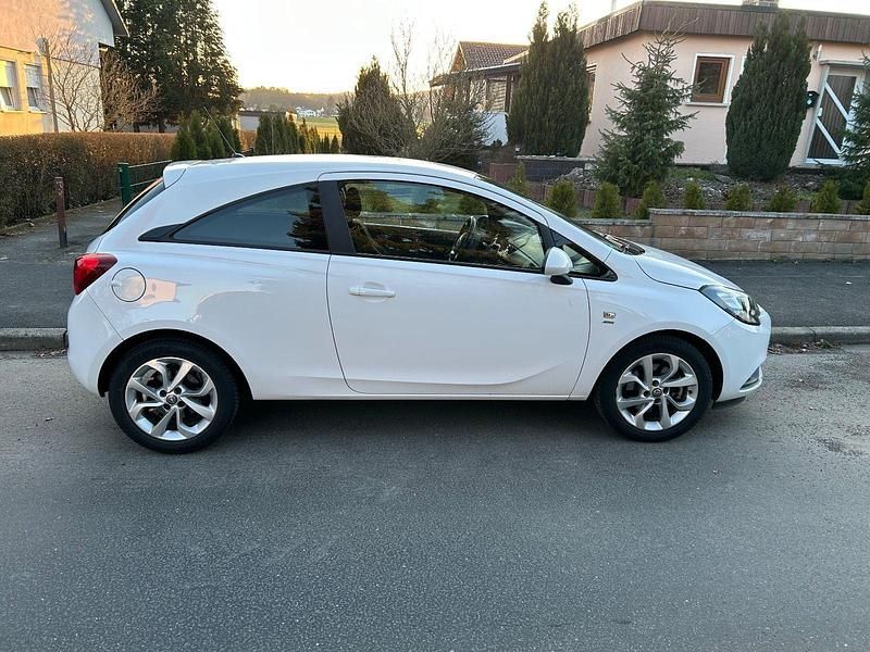 Second-hand Opel Corsa drive 116 CP (85 kW) 2016 Alb Hatchback