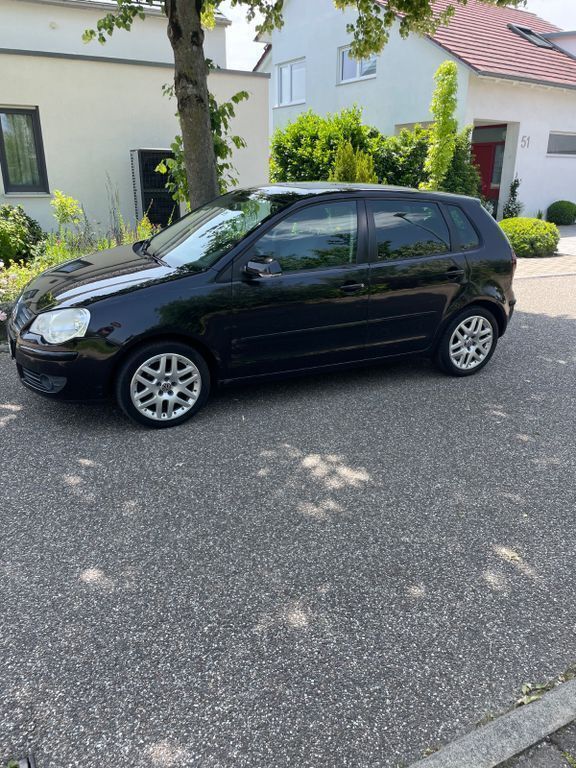 Schwarz Gebraucht 2006 VW Polo Sportline Limousine | 1.100 € (Superpreis) - Bild 1/4