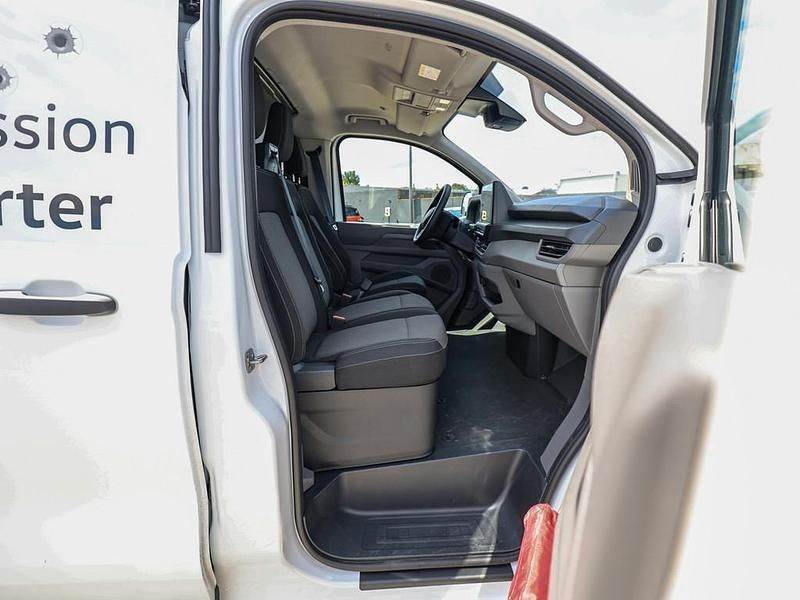 Gebraucht VW T7 150 PS (110 kW) 2025 Weiss / clear white Van