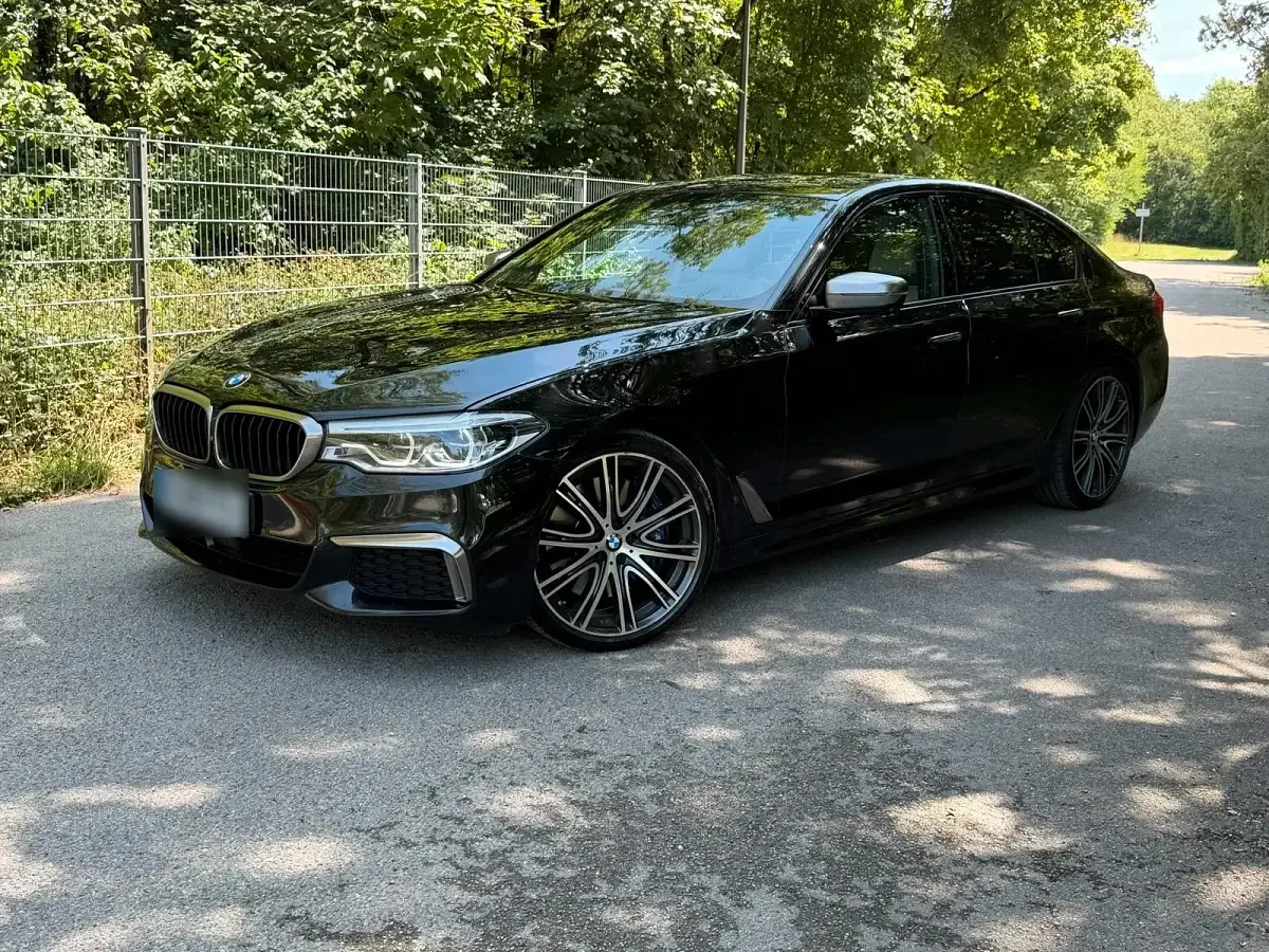 Gebraucht BMW 550 462 PS (339 kW) 2017 Schwarz Kombi
