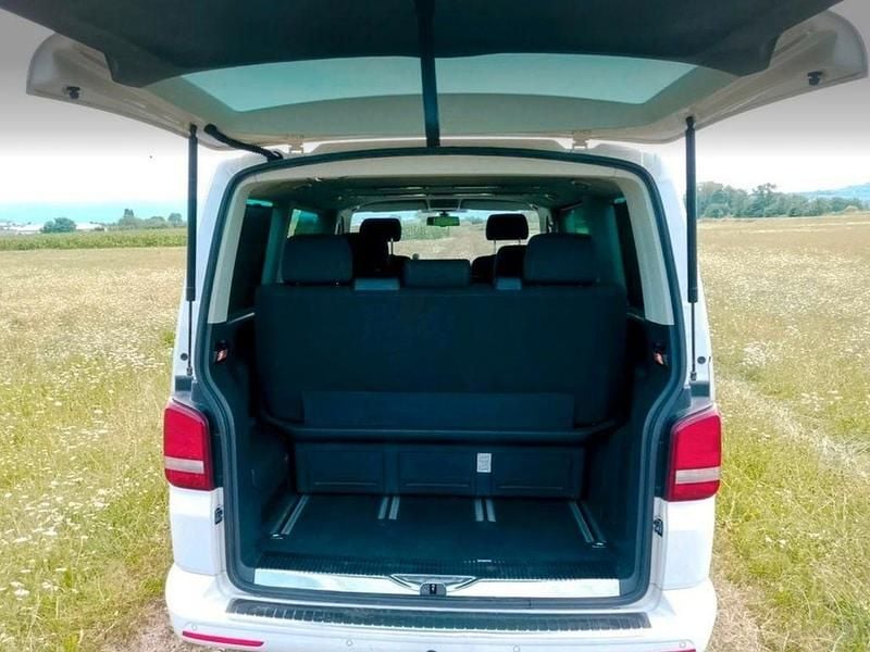 Gebraucht VW Multivan 179 PS (131 kW) 2013 Weiß Van / Kleinbus