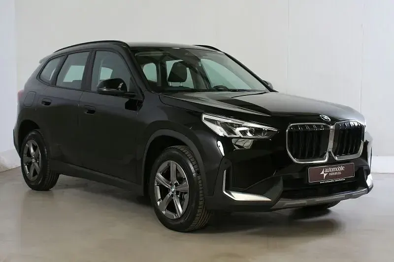 Gebraucht BMW X1 Shadowline 150 PS (110 kW) 2023 Schwarz uni SUV