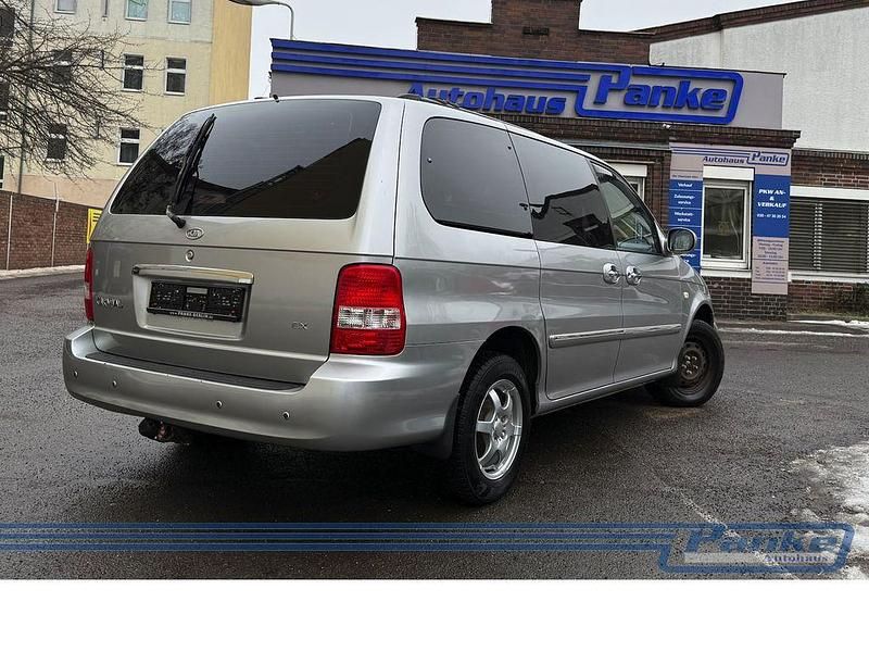 Gebraucht Kia Carnival EX 144 PS (105 kW) 2004 Silber Van / Kleinbus