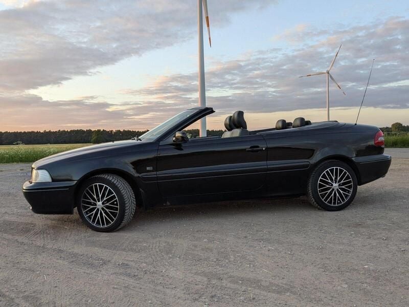Schwarz Gebraucht 2001 Volvo C70 Cabrio | 2.700 € (Guter Preis) - Bild 1/4
