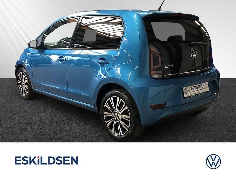 Second-hand VW up! Active 65 CP (47 kW) 2021 Albastru Hatchback