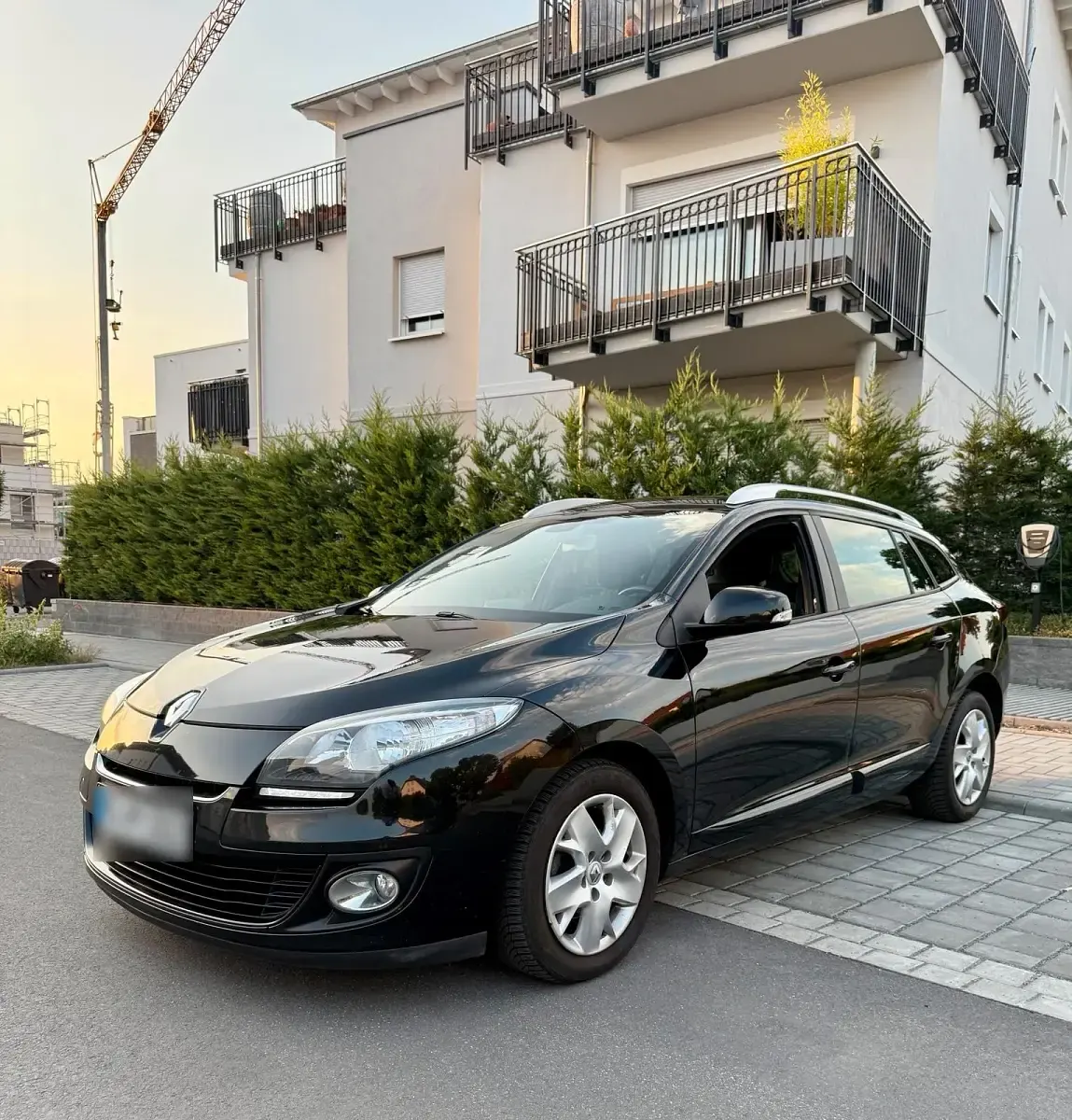Gebraucht Renault Mégane GrandTour 110 PS (80 kW) 2013 Schwarz Kombi