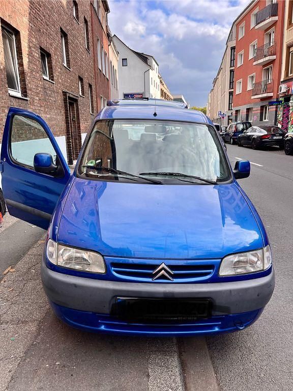 Blau Gebraucht 1999 Citroën Berlingo Van / Kleinbus | 1.800 € (Fairer Preis) - Bild 1/4