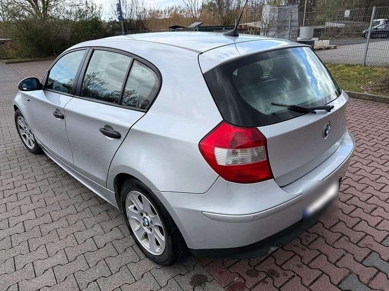 Gebraucht BMW 116 116 PS (85 kW) 2005 Silber Kleinwagen