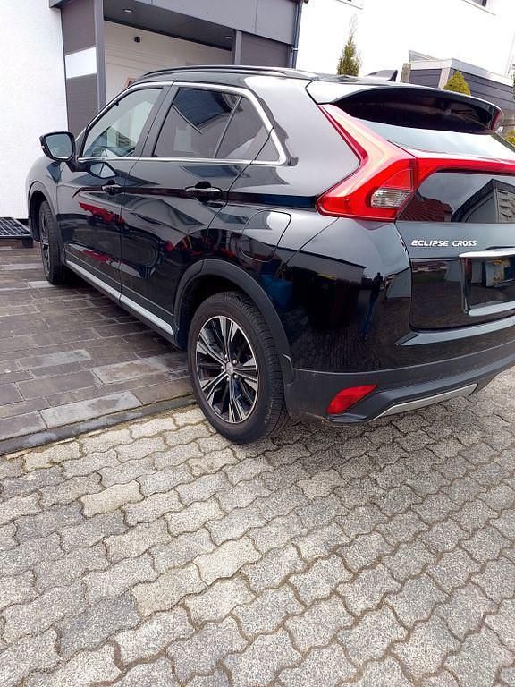 Gebraucht Mitsubishi Eclipse Cross Spirit 163 PS (119 kW) 2020 Schwarz SUV