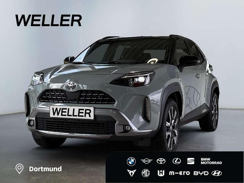 Gruen Gebraucht 2024 Toyota Yaris Cross Edition SUV | 31.900 € (Fairer Preis) - Bild 1/3