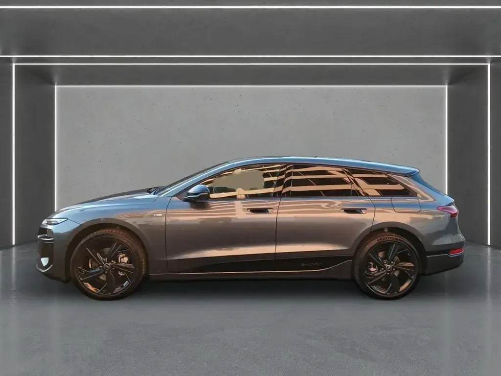 Gebraucht Audi A6 e-tron S-Line 210 kW (286 PS) 2025 Grau Kombi