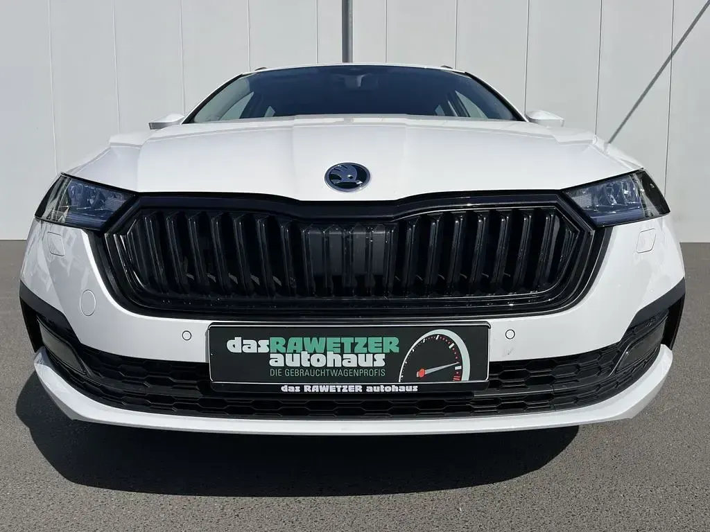 Brugt Skoda Octavia 150 HK (110 kW) 2021 Hvid Stationcar