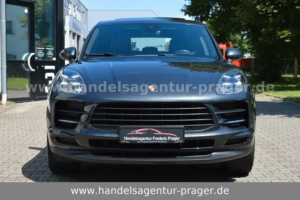 Gebraucht Porsche Macan 245 PS (180 kW) 2021 Grau SUV