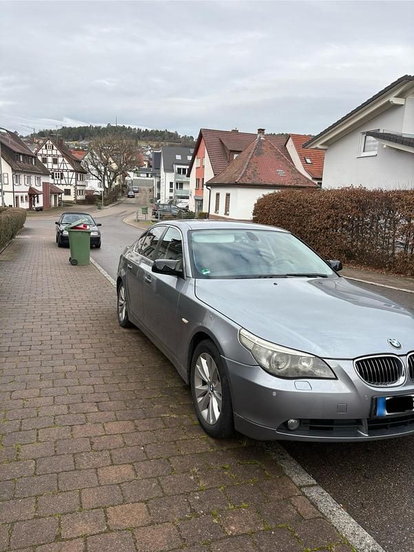 Gebraucht BMW 530 231 PS (169 kW) 2007 Silber Limousine