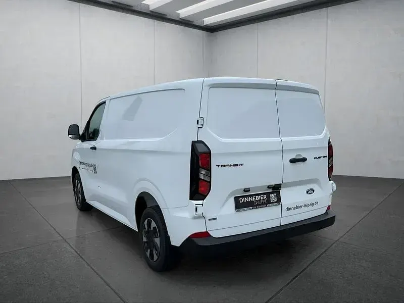 Gebraucht Ford Transit Custom 232 PS (170 kW) 2025 Weiß Limousine