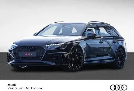 Gebraucht Audi RS4 Sport 450 PS (330 kW) 2023 Mythosschwarz metallic Kombi
