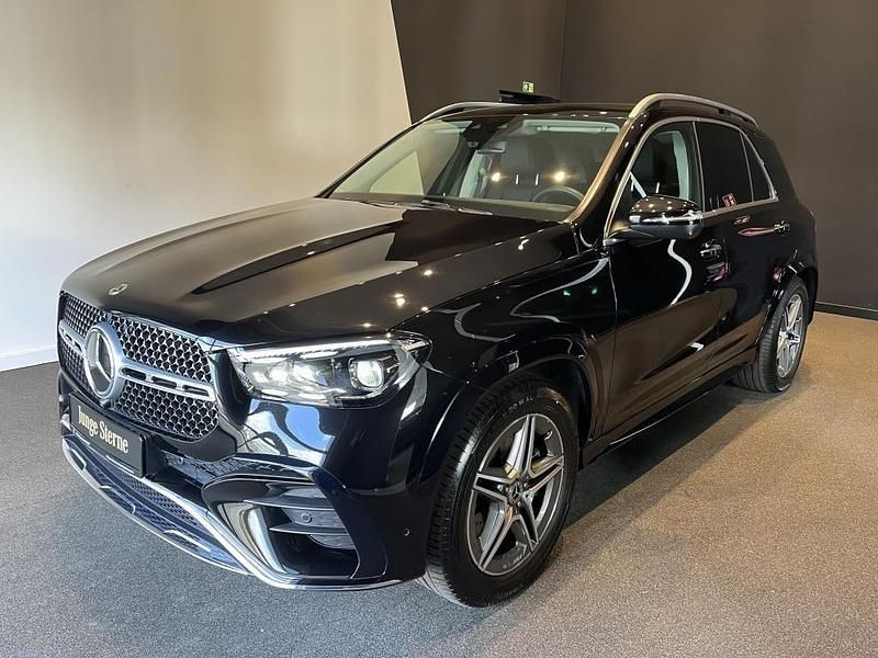 Metalliclack obsidianschwarz Gebraucht 2023 Mercedes GLE300 AMG SUV | 76.990 € (Fairer Preis) - Bild 1/3