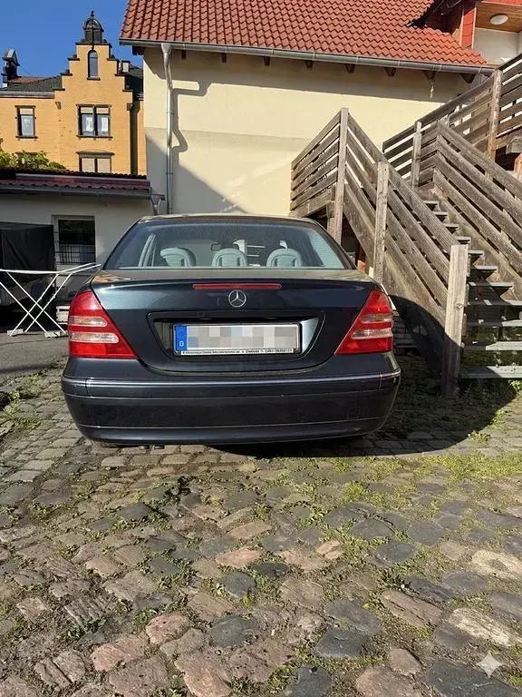 Gebraucht Mercedes C180 Elegance 143 PS (105 kW) 2001 Blau Limousine