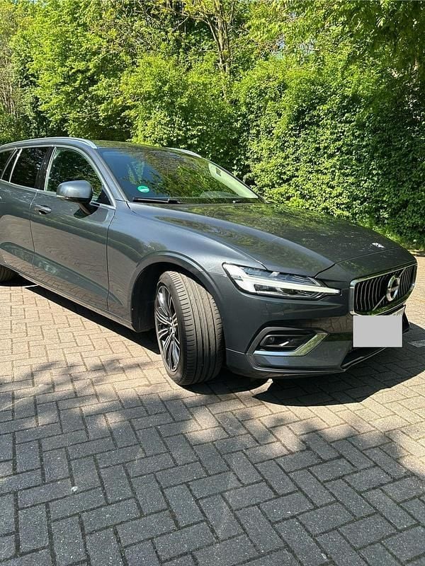 Gebraucht 2019 Volvo V60 Kombi | 25.000 € (Fairer Preis) - Bild 1/4
