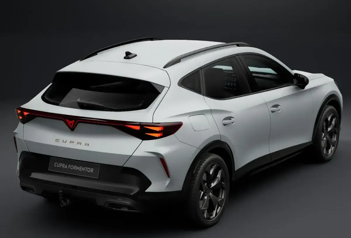 Neu Cupra Formentor 204 PS (150 kW) 2026 Glacial weiss metallic SUV