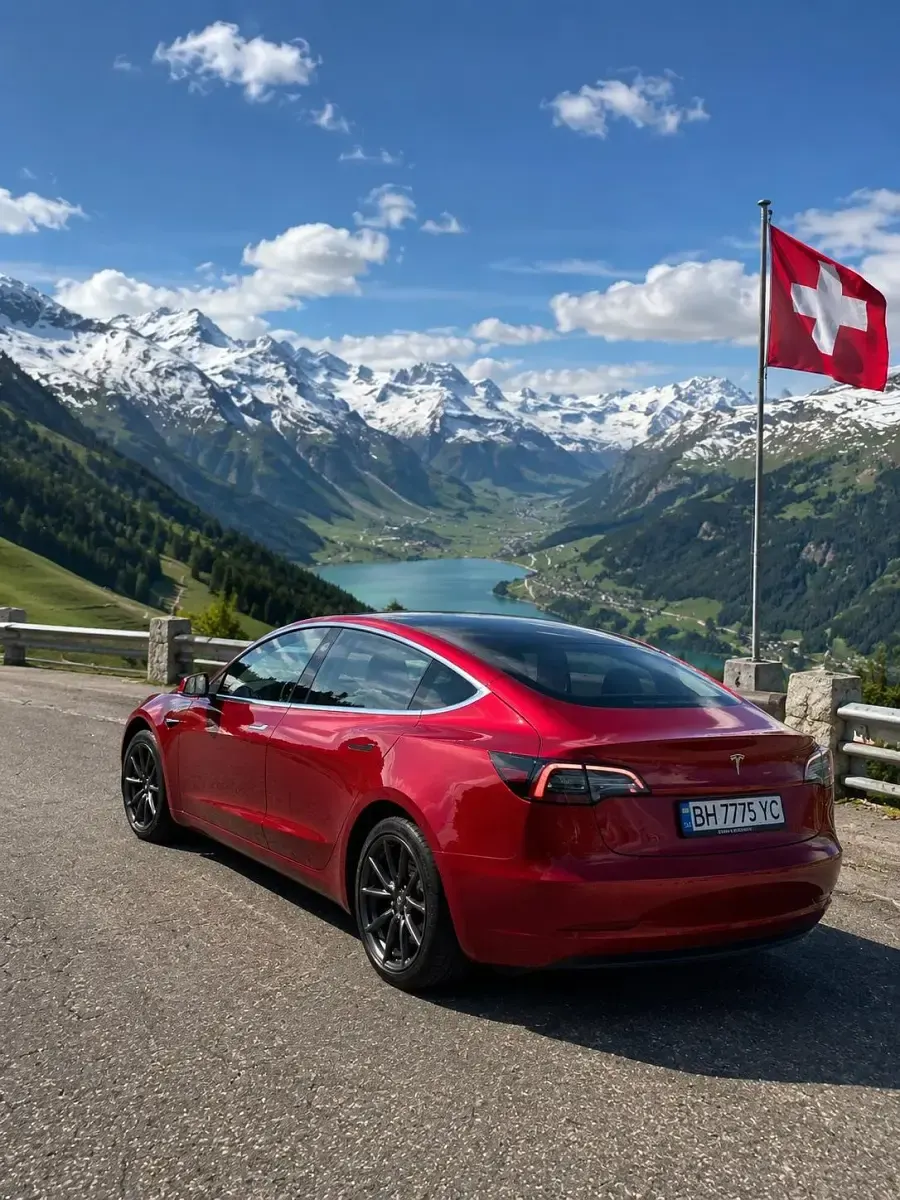 Gebraucht Tesla Model 3 224 kW (305 PS) 2018 Rot Limousine