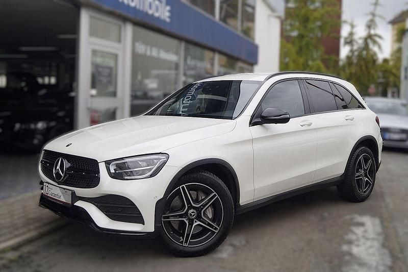 Weiß Gebraucht 2020 Mercedes GLC400d AMG SUV | 34.990 € (Guter Preis) - Bild 1/4