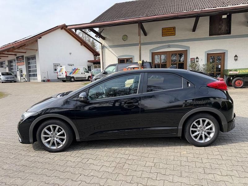 Gebraucht Honda Civic Lifestyle 141 PS (103 kW) 2013 Schwarz Limousine