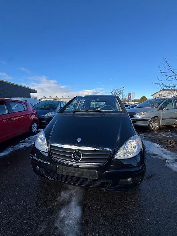 Gebraucht Mercedes A150 95 PS (69 kW) 2004 Schwarz Limousine