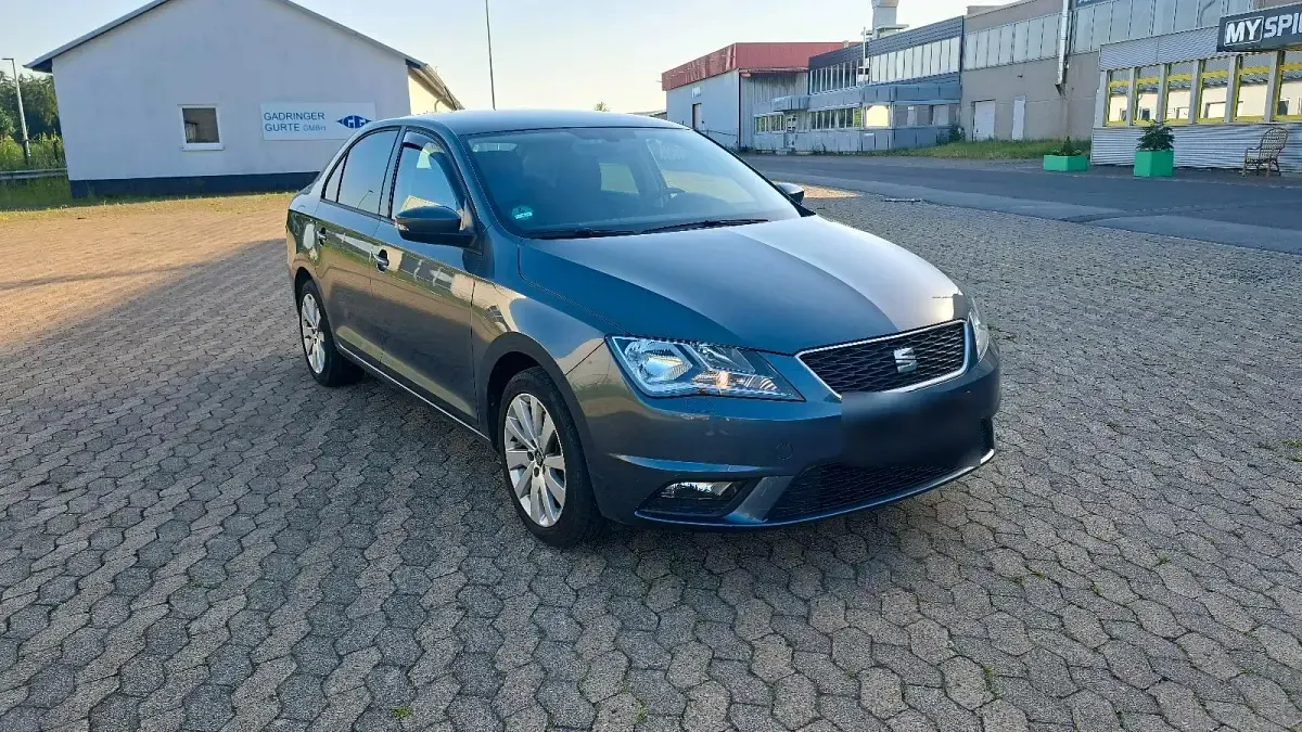 Gebraucht Seat Toledo 110 PS (80 kW) 2016 Andere farben Kleinwagen