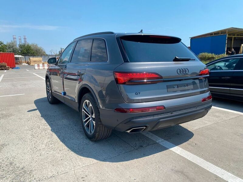 Second-hand Audi Q7 252 CP (185 kW) 2024 Gri SUV
