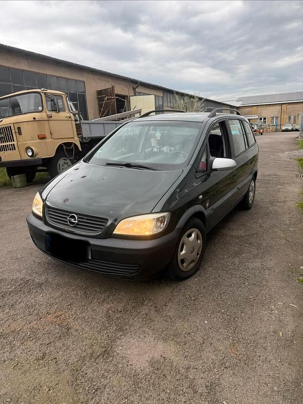 Gebraucht Opel Zafira 101 PS (74 kW) 2002 Grün Van / Kleinbus