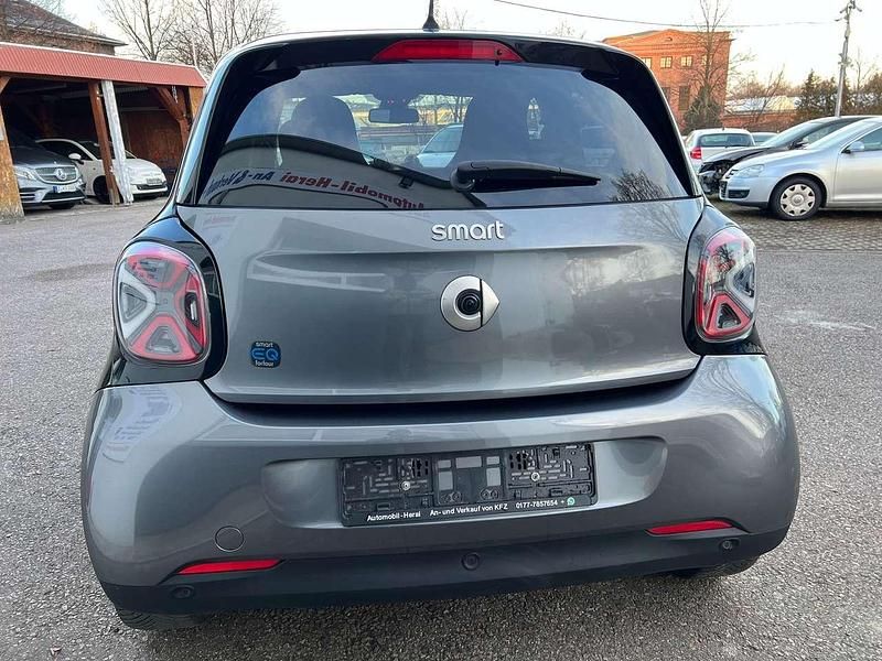 Gebraucht Smart ForFour Electric Drive 60 kW (82 PS) 2021 Grau Kleinwagen