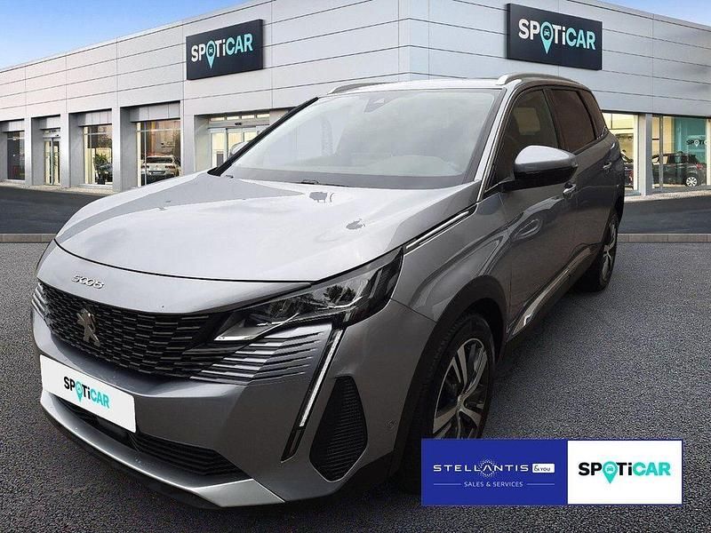 Grau Gebraucht 2021 Peugeot 5008 Allure Van / Kleinbus | 24.990 € (Guter Preis) - Bild 1/4