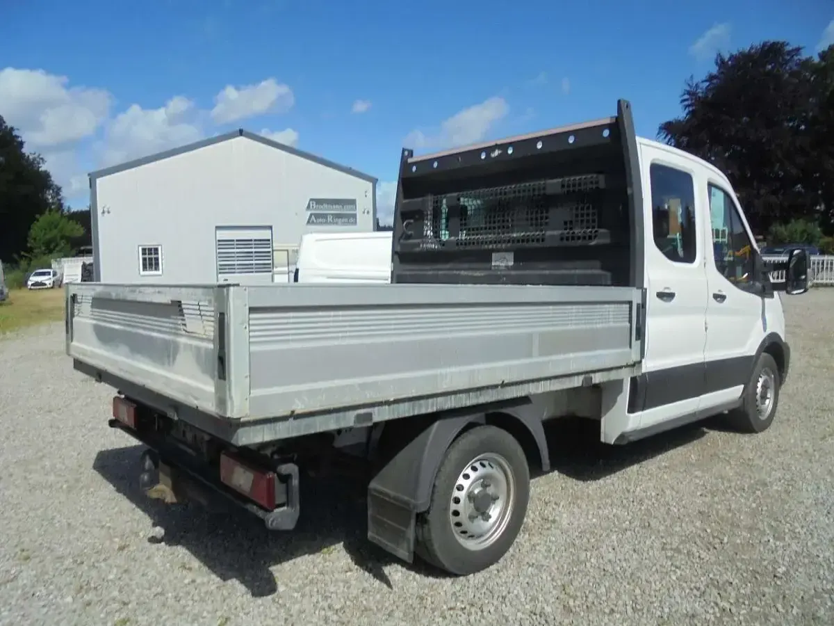 Gebraucht Ford Transit 131 PS (96 kW) 2020 Weiß Van / Kleinbus