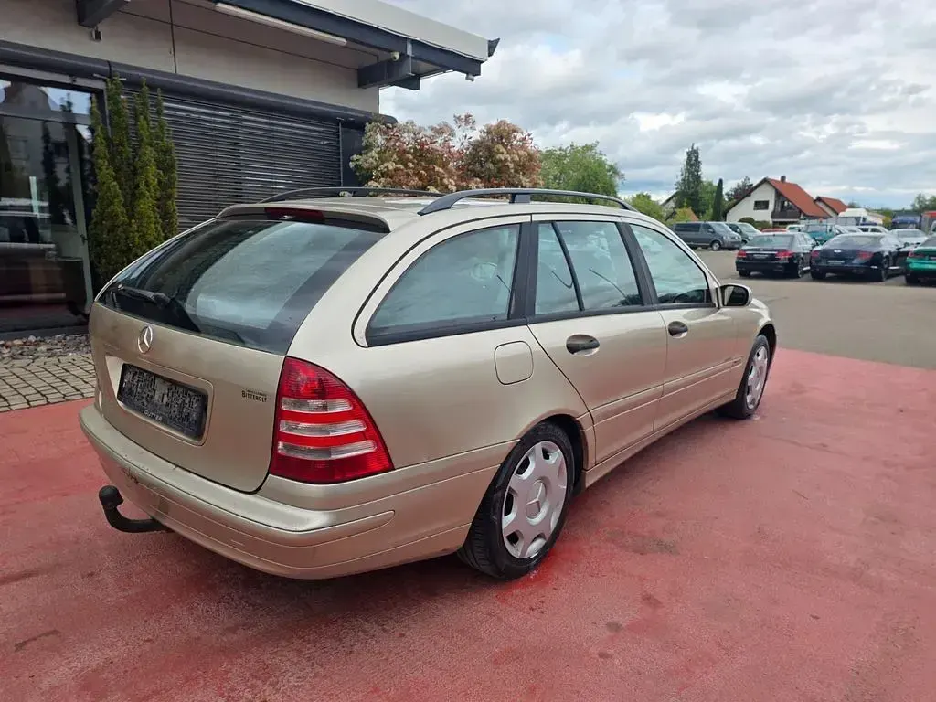 Gebraucht Mercedes C200 122 PS (89 kW) 2004 Beige Kombi