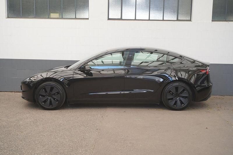 Gebraucht Tesla Model 3 Standard Range 208 kW (283 PS) 2023 Schwarz Limousine