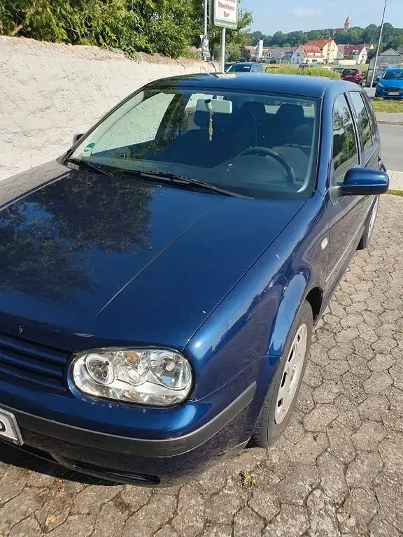 Gebraucht VW Golf IV Comfortline 102 PS (75 kW) 2001 Blau Limousine