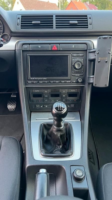 Gebraucht Audi A4 140 PS (102 kW) 2005 Schwarz Kombi