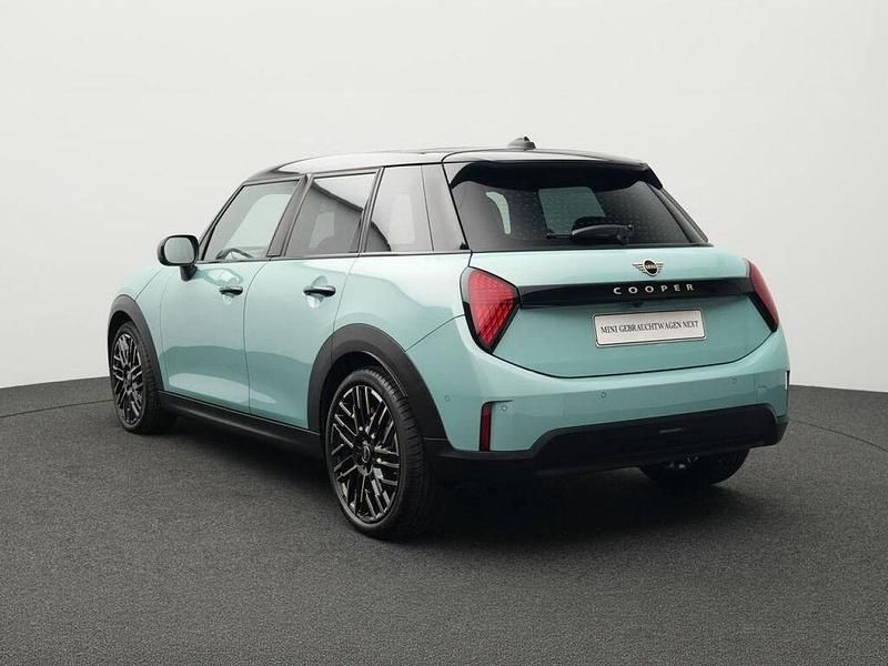 Gebraucht Mini Cooper Favoured 114 kW (156 PS) 2025 Silber Kleinwagen