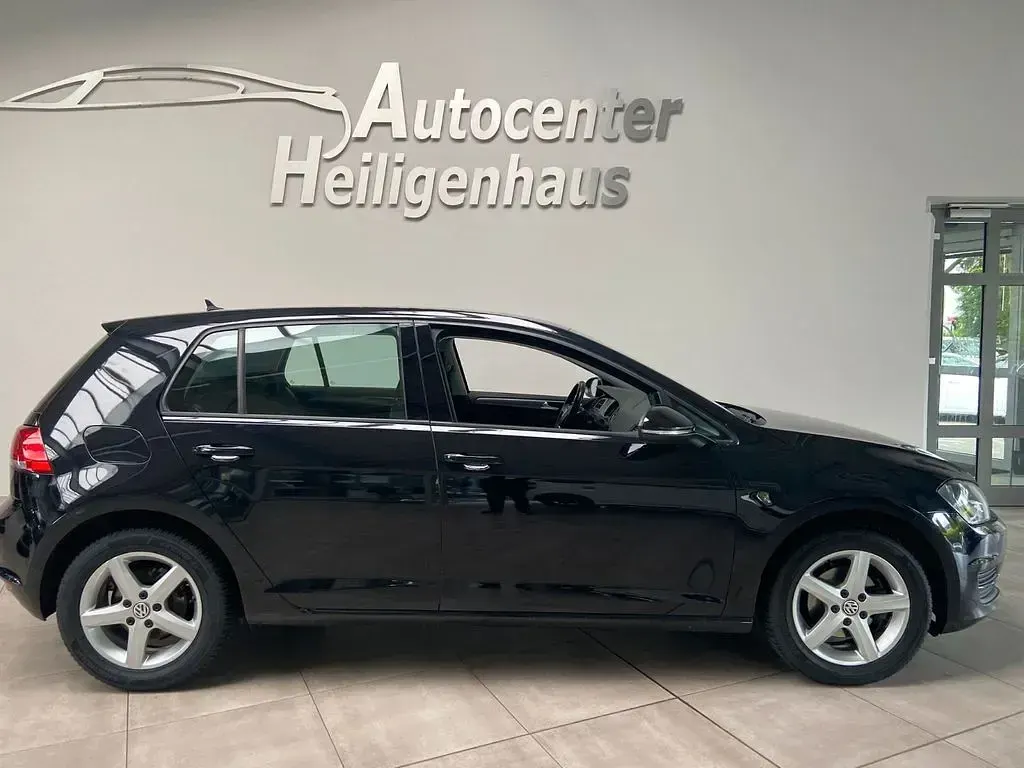 Gebraucht VW Golf VII 110 PS (80 kW) 2016 Schwarz Limousine