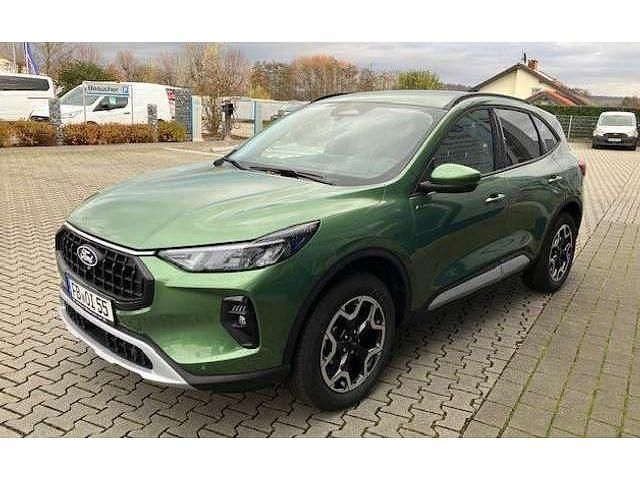 Gebraucht Ford Kuga Active 179 PS (131 kW) 2024 Bursting green SUV