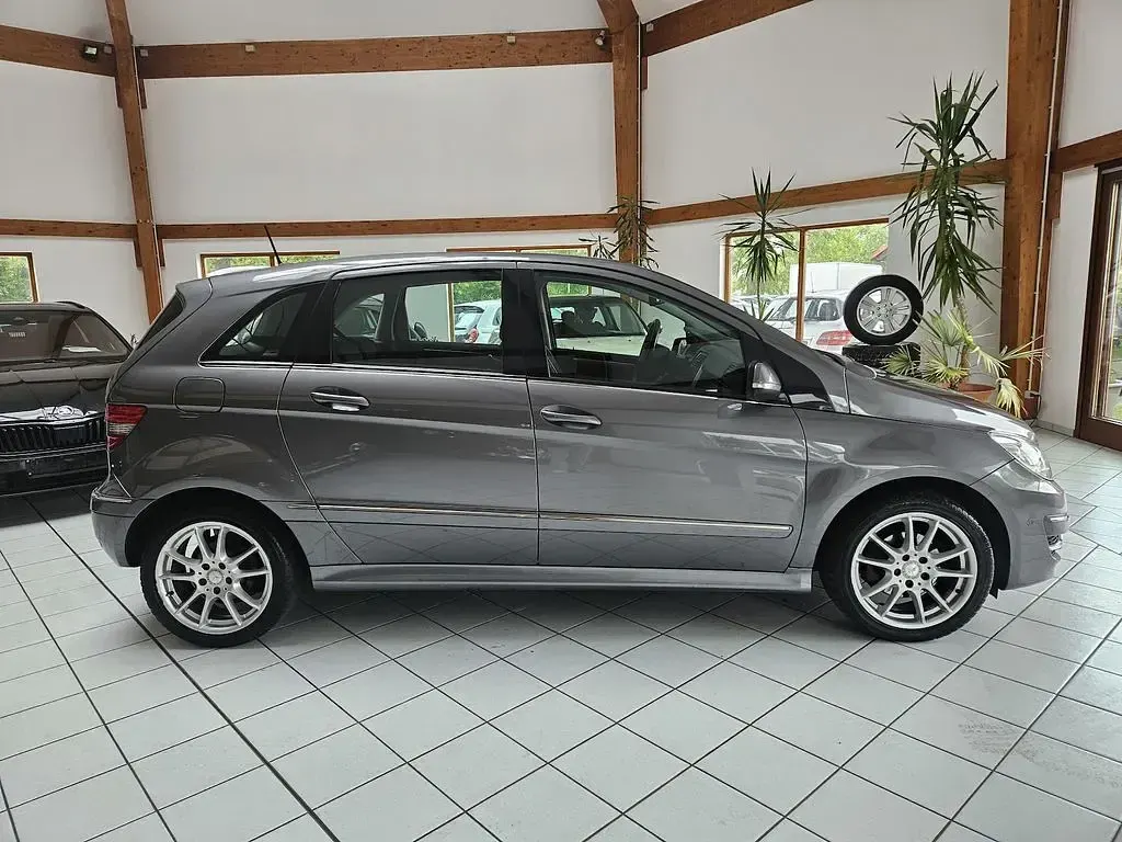 Gebraucht Mercedes B170 Sport 116 PS (85 kW) 2008 Grau Van / Kleinbus