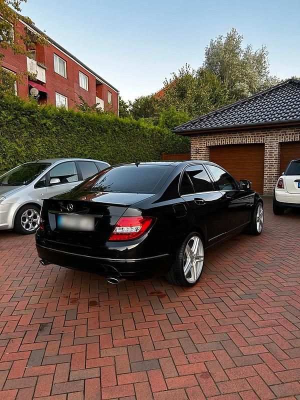 Gebraucht Mercedes C280 Avantgarde 231 PS (169 kW) 2007 Schwarz Limousine