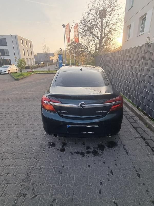 Gebraucht Opel Insignia 196 PS (144 kW) 2014 Grün Limousine
