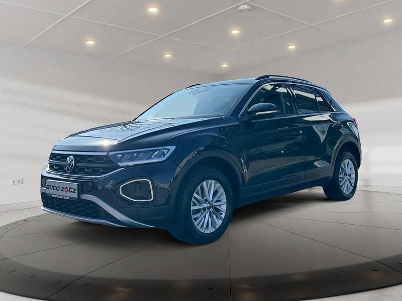 Gebraucht VW T-Roc Life 150 PS (110 kW) 2023 Deep black perleffekt SUV